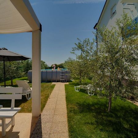 Black Diamond Apartment Vilanija Buitenkant foto